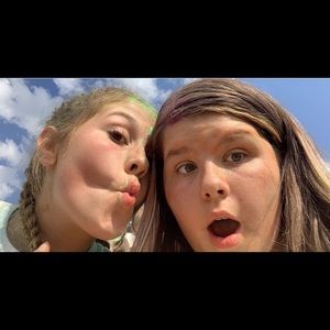 Meet your Posher, Sheldyn